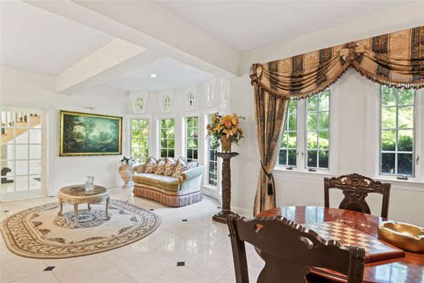 Dining room, Interior, Living room, Recessed Lighting