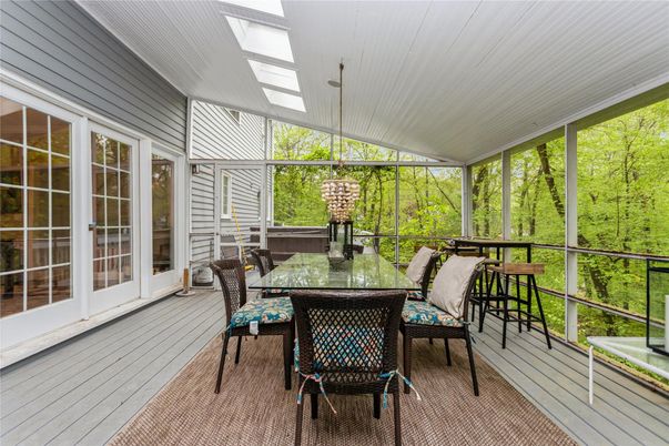 Dining room, Interior, Pendant Lights, Sun Room