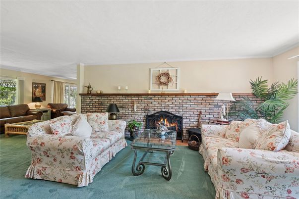 Fireplace, Interior, Living room