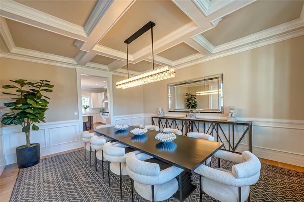 Chandelier, Dining room, Interior, Pendant Lights, Recessed Lighting, Wood Texture Flooring