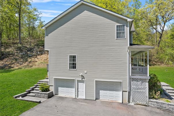 Detached Garage, Exterior