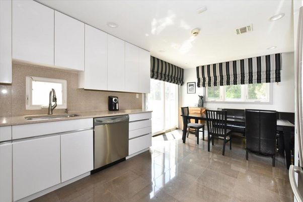 Dining room, Interior, Kitchen, Recessed Lighting, Stainless Steel Appliances