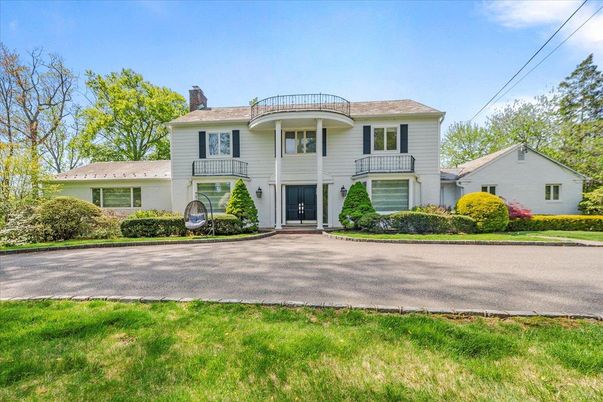 Backyard, Exterior, Facade, Georgian