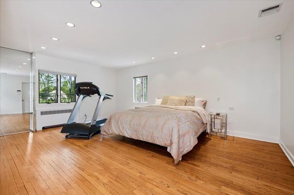Bedroom, Fitness Equipment, Interior, Recessed Lighting, Wood Texture Flooring