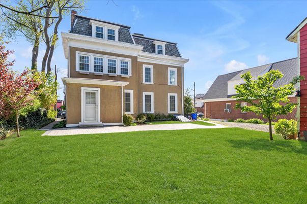 Backyard, Exterior, Facade, Georgian
