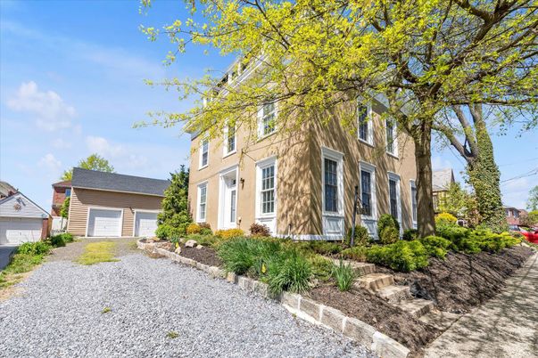 Detached Garage, Exterior, Facade, Georgian
