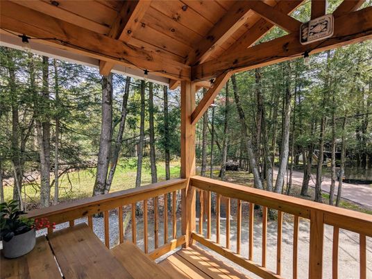 Exterior, Wooden Beams