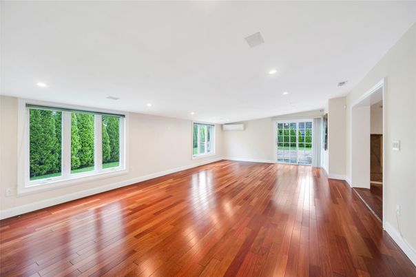 Empty room, Interior, Recessed Lighting, Wood Texture Flooring