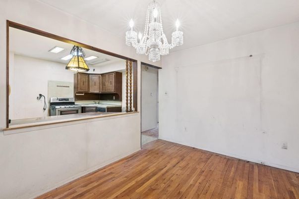 Chandelier, Interior, Kitchen, Stainless Steel Appliances, Wood Texture Flooring