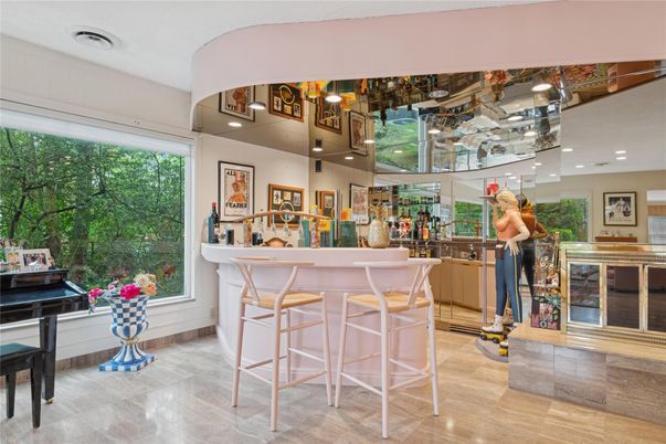 Interior, Piano, Recessed Lighting