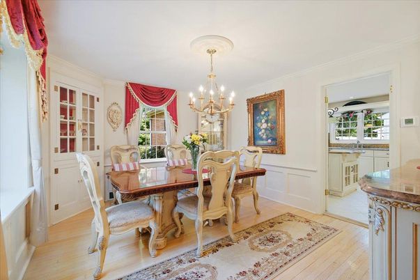 Chandelier, Dining room, Interior, Wood Texture Flooring