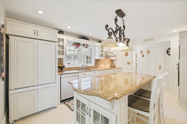 Interior, Kitchen, Pendant Lights, Recessed Lighting