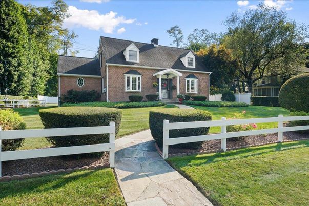 Backyard, Exterior, Facade, Brick Facade, French Provincial