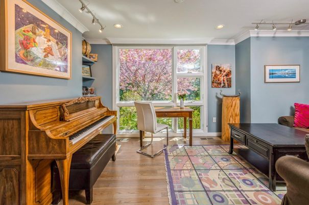 Home Office, Interior, Piano, Recessed Lighting, Wood Texture Flooring