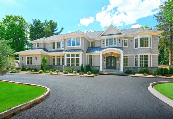 Exterior, Facade, French Provincial