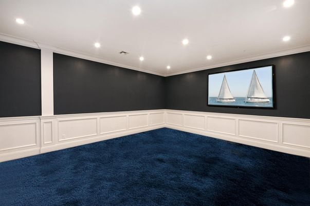 Empty room, Interior, Recessed Lighting