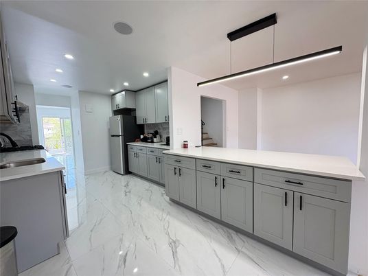 Interior, Kitchen, Marble, Recessed Lighting