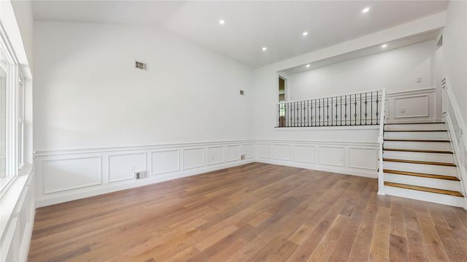 Empty room, Interior, Recessed Lighting, Wood Texture Flooring