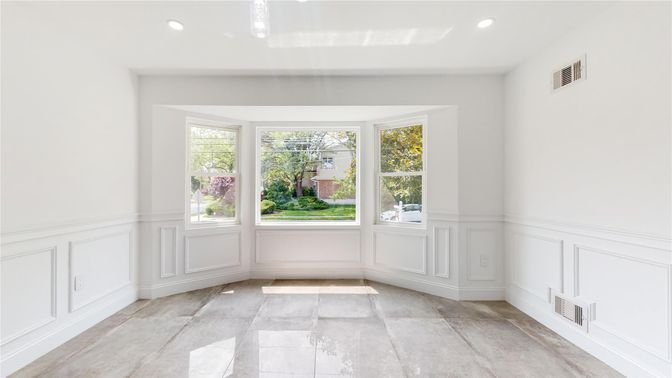 Empty room, Interior, Recessed Lighting