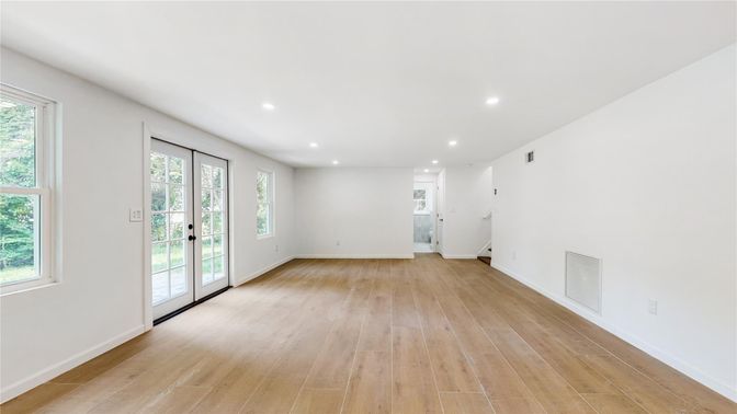 Empty room, Interior, Recessed Lighting, Wood Texture Flooring