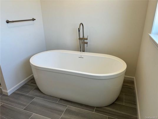 Bathroom, Free Standing Baths, Interior