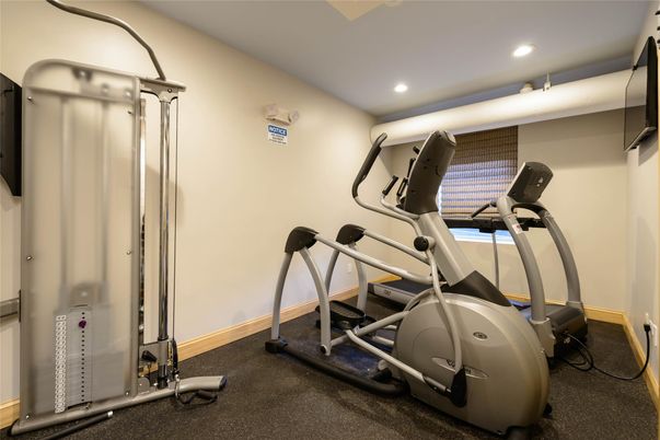 Fitness Equipment, Interior, Recessed Lighting