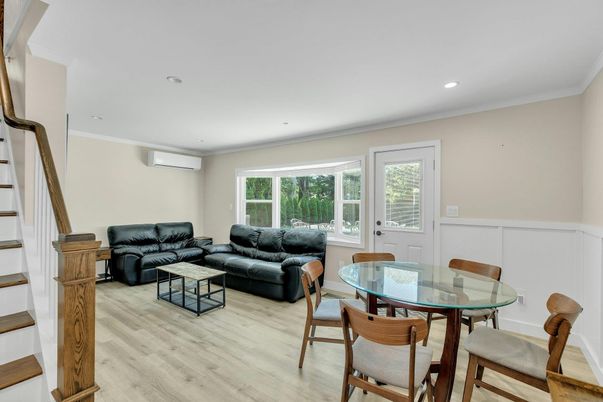 Dining room, Interior, Living room, Recessed Lighting, Wood Texture Flooring