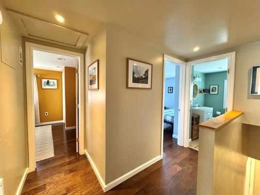 Bathroom, Interior, Recessed Lighting, Wood Texture Flooring