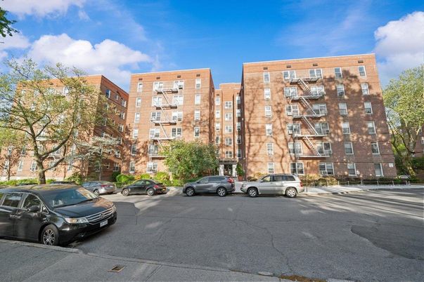 Exterior, Facade, Condo Building