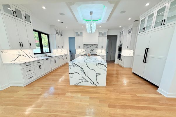 Chandelier, Interior, Kitchen, Marble Walls, Recessed Lighting, Wood Texture Flooring