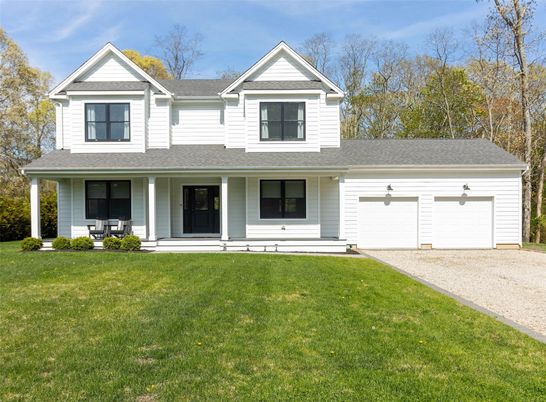 Attached, Exterior, Facade, Farmhouse