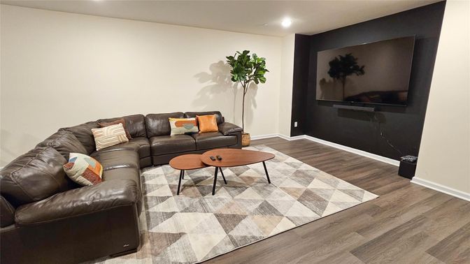 Interior, Living room, Recessed Lighting, Wood Texture Flooring