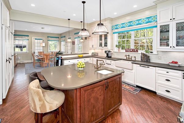Dining room, Interior, Kitchen, Pendant Lights, Recessed Lighting, Wood Texture Flooring