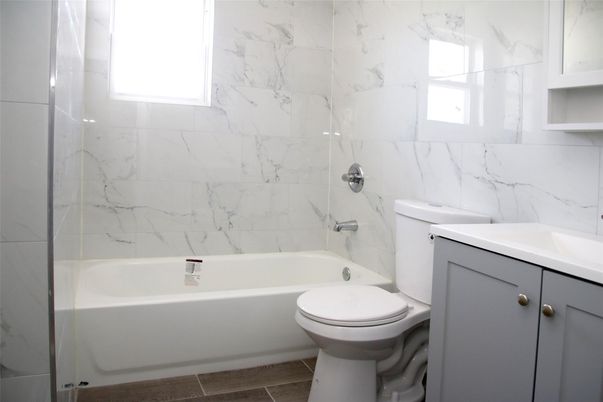 Bathroom, Interior, Marble Walls