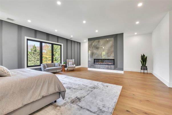 Bedroom, Fireplace, Interior, Recessed Lighting, Wood Texture Flooring
