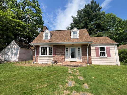 Exterior, Facade, Brick Facade, Cape Cod