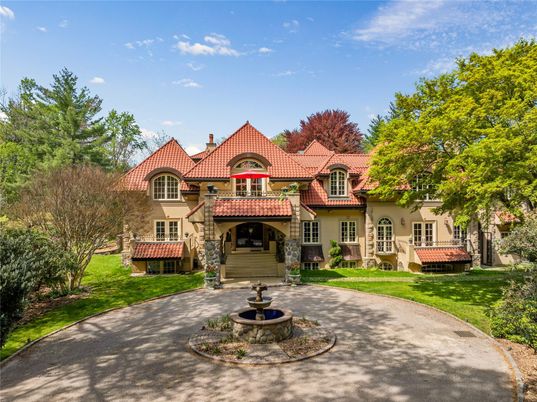 Backyard, Exterior, Facade, French Provincial