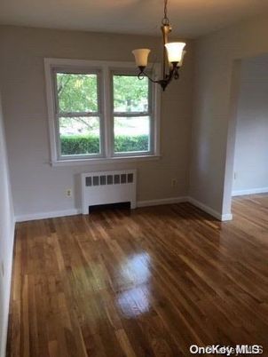 Empty room, Interior, Pendant Lights, Wood Texture Flooring