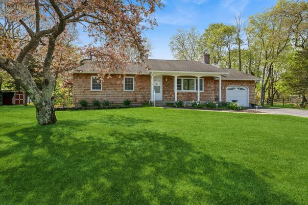 Attached, Backyard, Exterior, Facade, Brick Facade, Cape Cod
