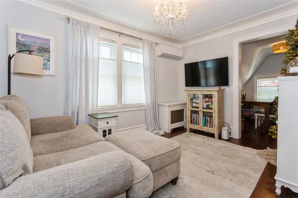Chandelier, Interior, Living room, Wood Texture Flooring