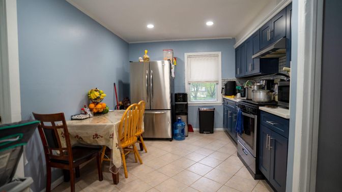 Dining room, Interior, Kitchen, Recessed Lighting, Stainless Steel Appliances