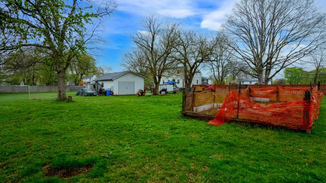 Backyard, Detached Garage, Exterior