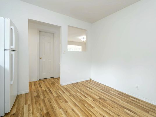 Empty room, Interior, Kitchen, Wood Texture Flooring
