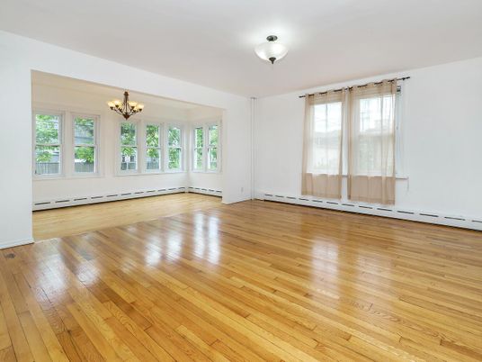 Chandelier, Empty room, Interior, Wood Texture Flooring