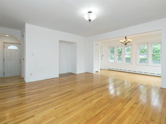 Chandelier, Empty room, Interior, Wood Texture Flooring