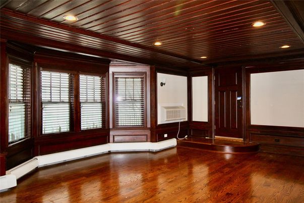 Empty room, Interior, Recessed Lighting, Wooden Ceilings, Wood Texture Flooring