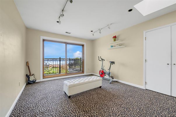 Fitness Equipment, Interior
