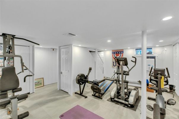 Fitness Equipment, Interior, Recessed Lighting