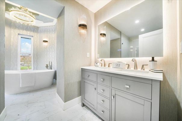 Bathroom, Dual Sink Vanities, Free Standing Baths, Interior, Marble, Recessed Lighting