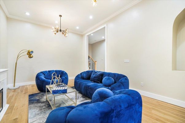 Fireplace, Interior, Living room, Pendant Lights, Recessed Lighting, Wood Texture Flooring